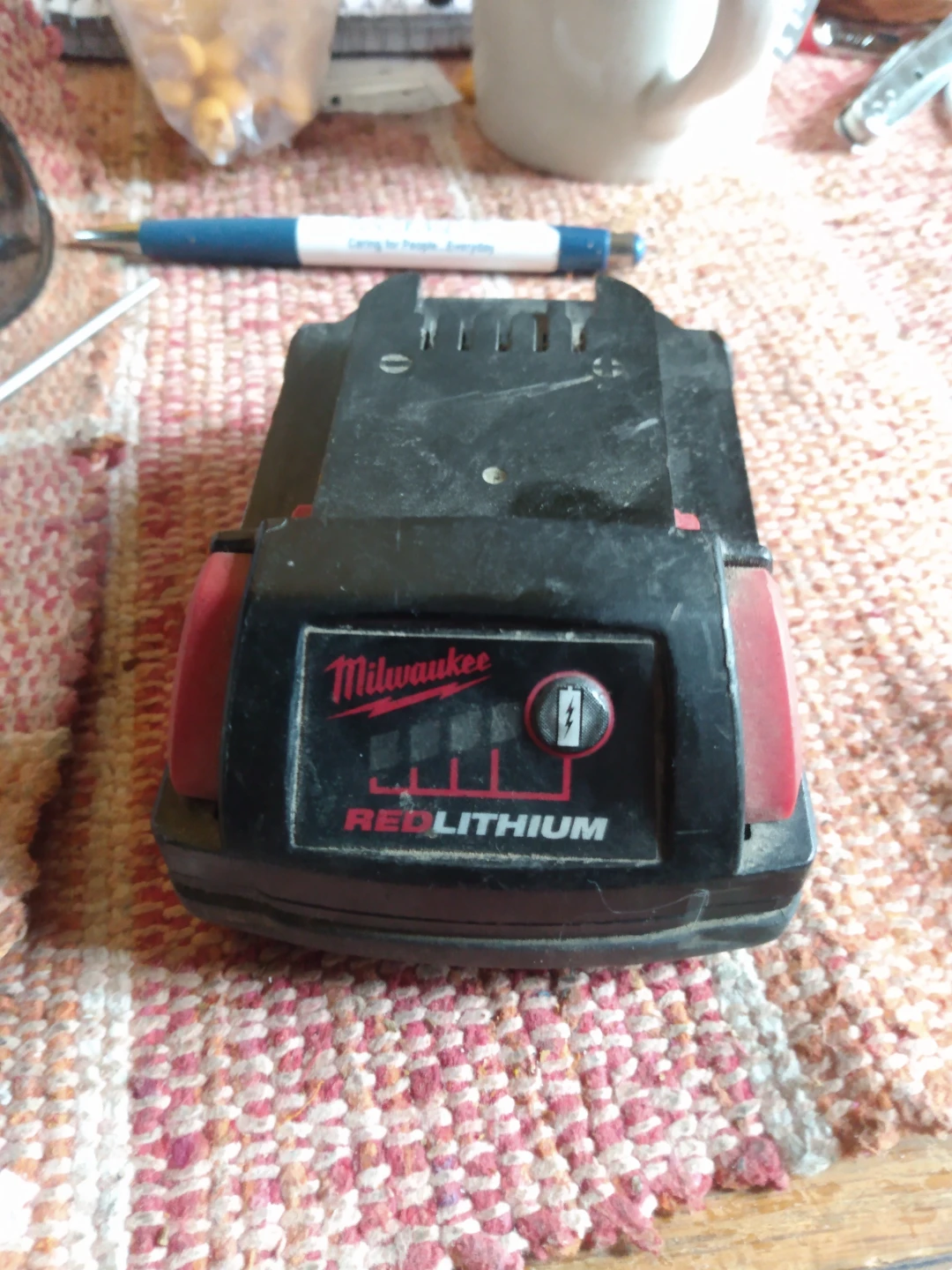 Milwaukee REDLITHIUM 2.0 Ah Battery Pack - photo 3
