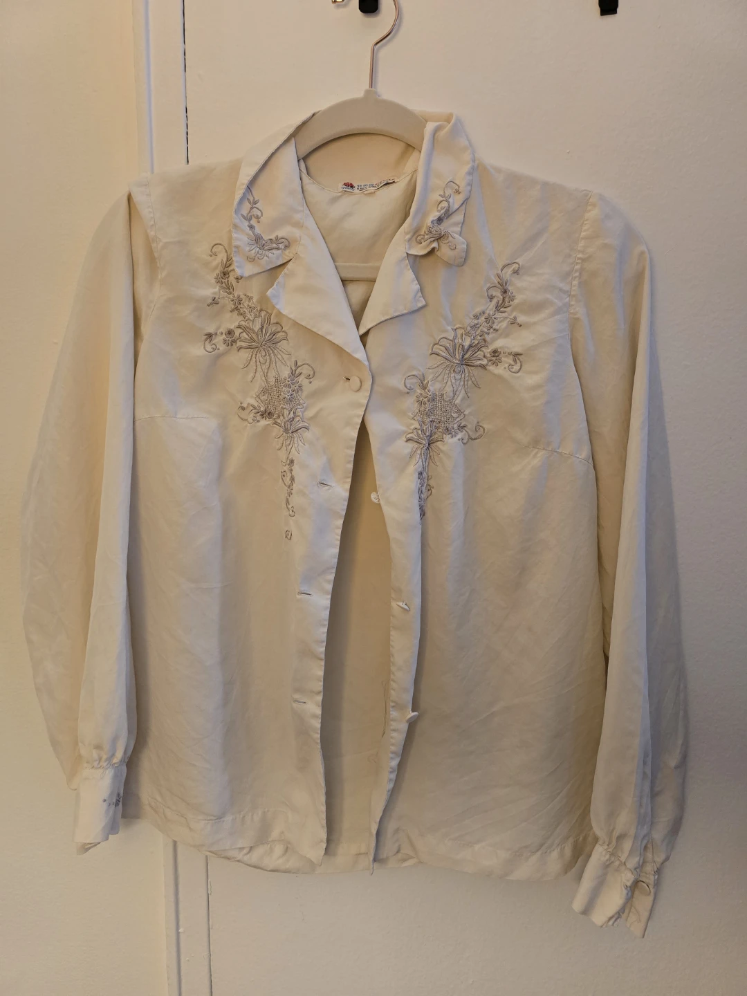 Bundle of 3 Women's Blouses - photo 4