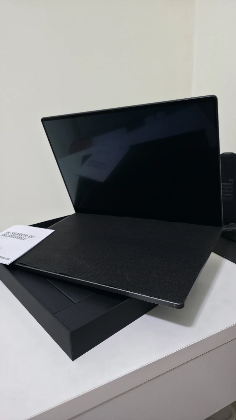 ASUS ROG Zephyrus Laptop - photo 4