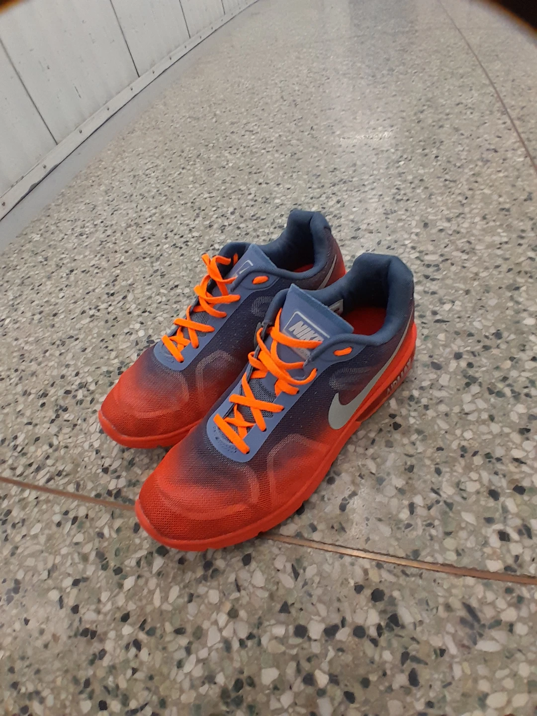 Nike Air Max Running Shoes Men's Size 8.5 - photo 3
