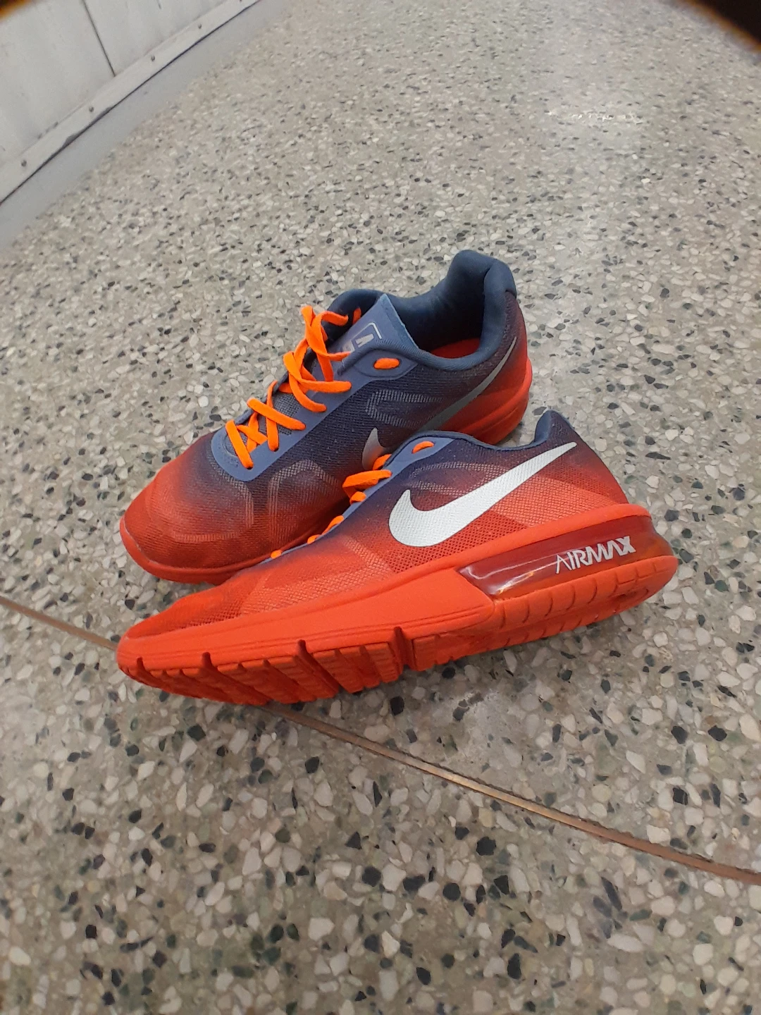 Nike Air Max Running Shoes Men's Size 8.5 - photo 5