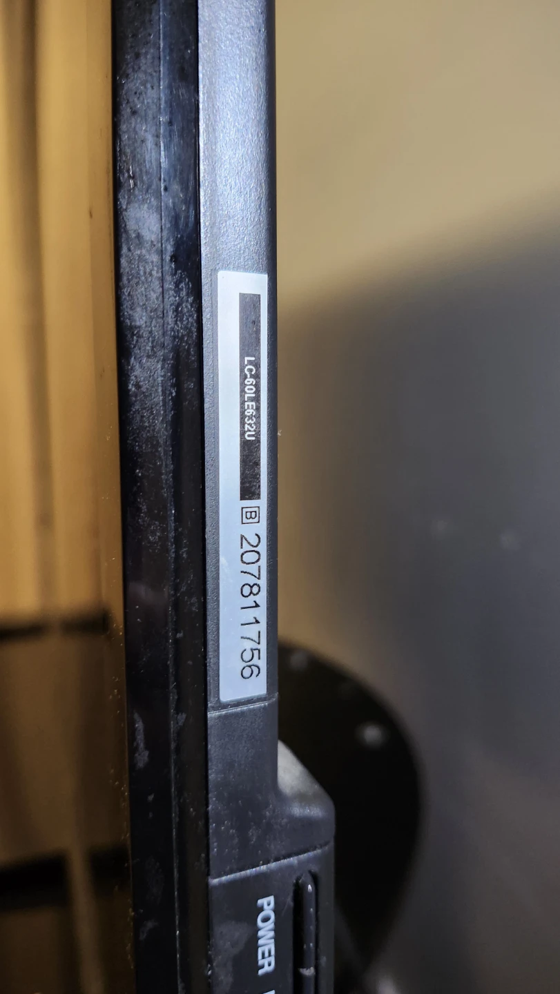 Sharp Aquos LC-60LE632U TV - photo 2