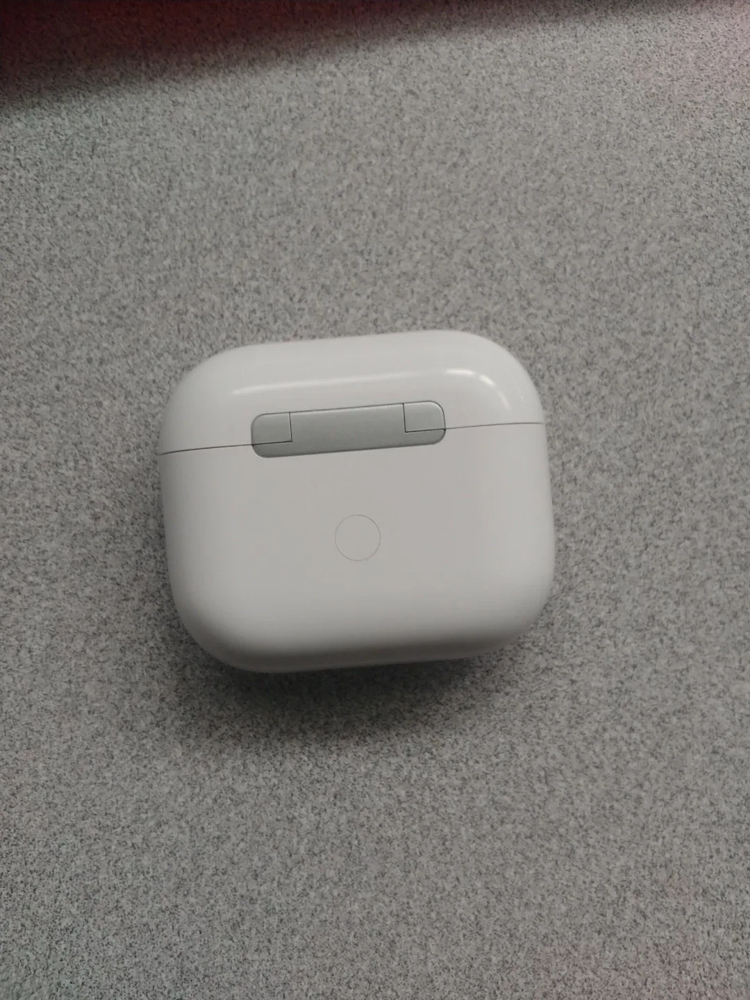 AirPod 3 Wireless charging case. - photo 3