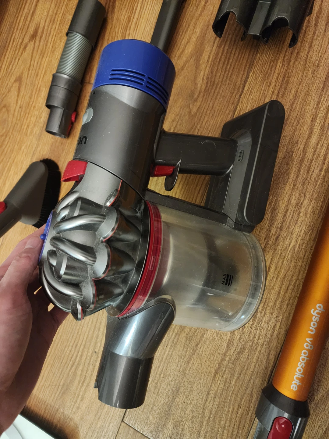 Dyson V8 Absolute Cordless Vacuum with Attachments - photo 2
