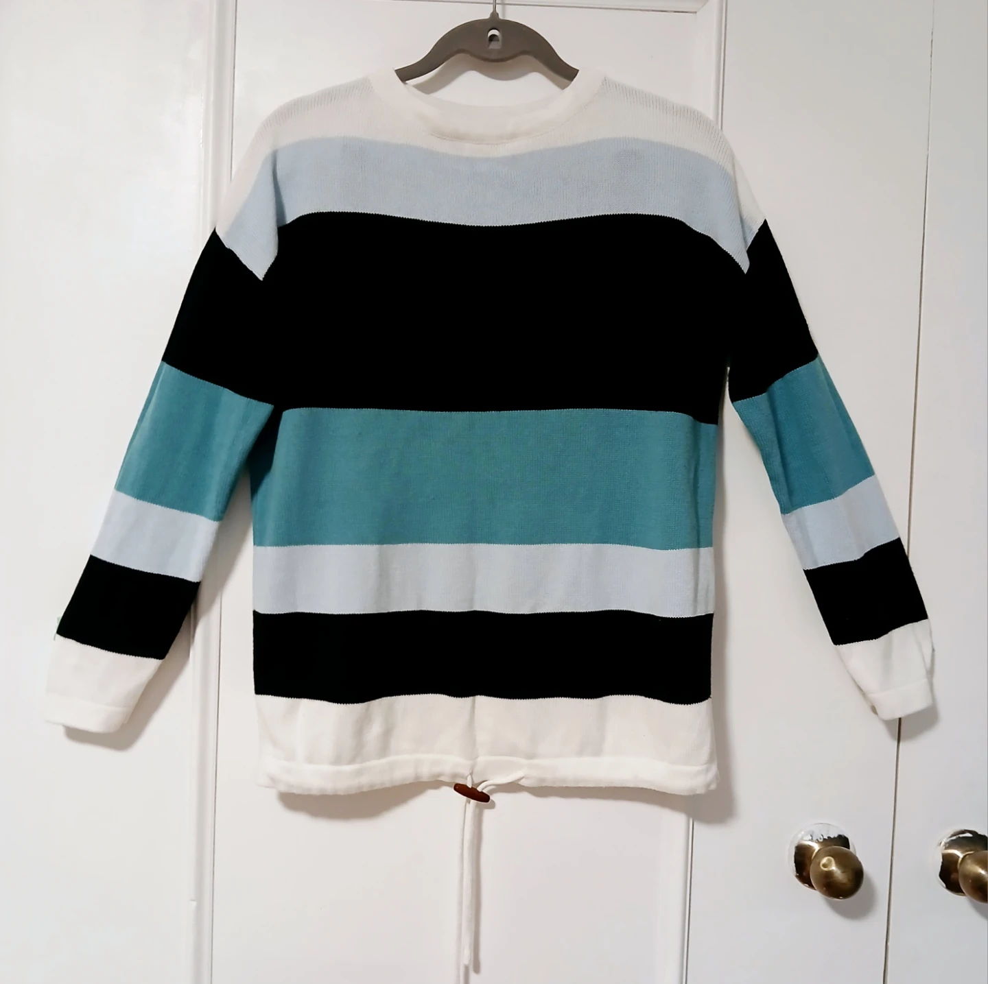 Women Large Dokotoo Striped Sweater