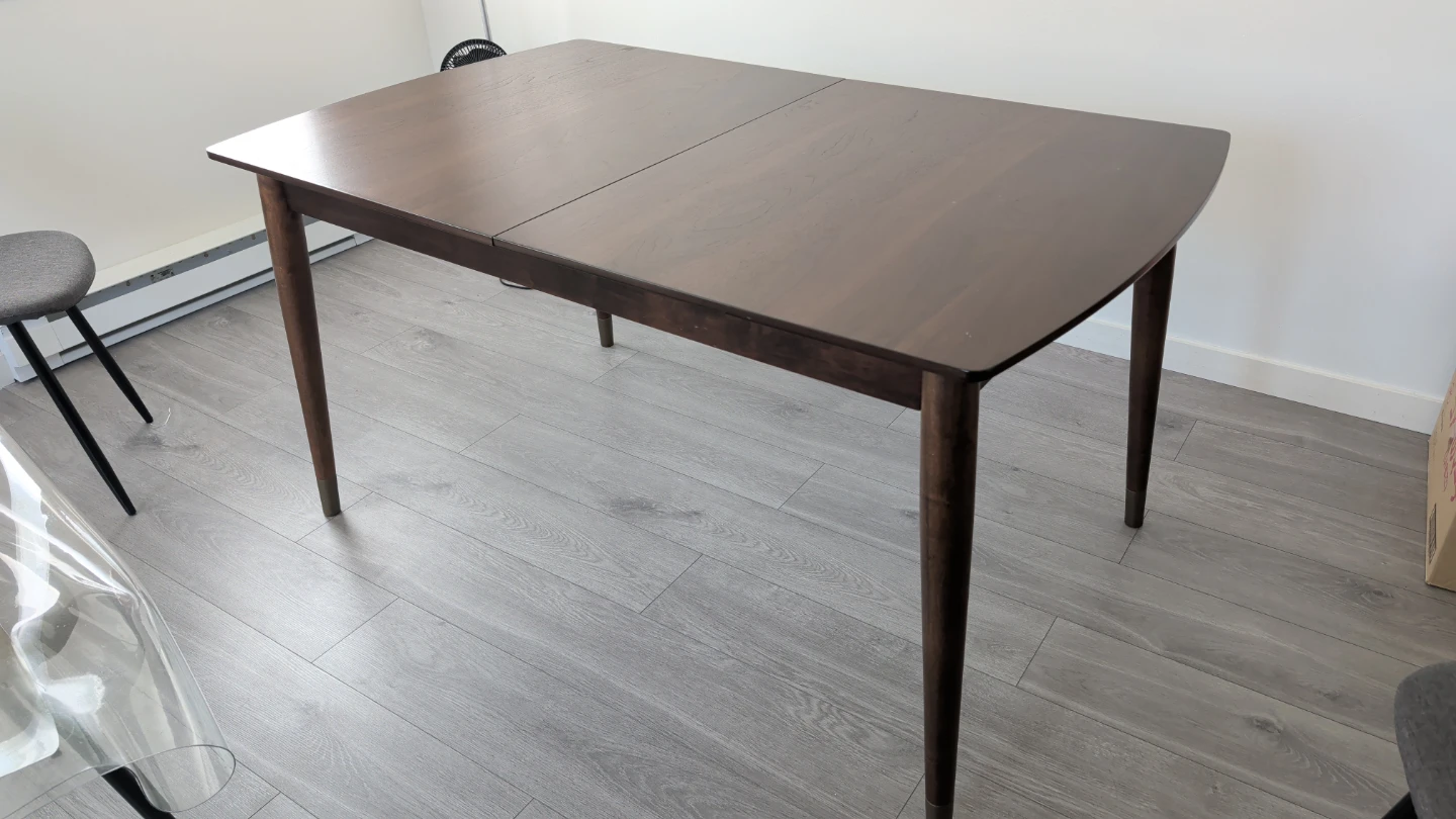 Extendable Dining Table