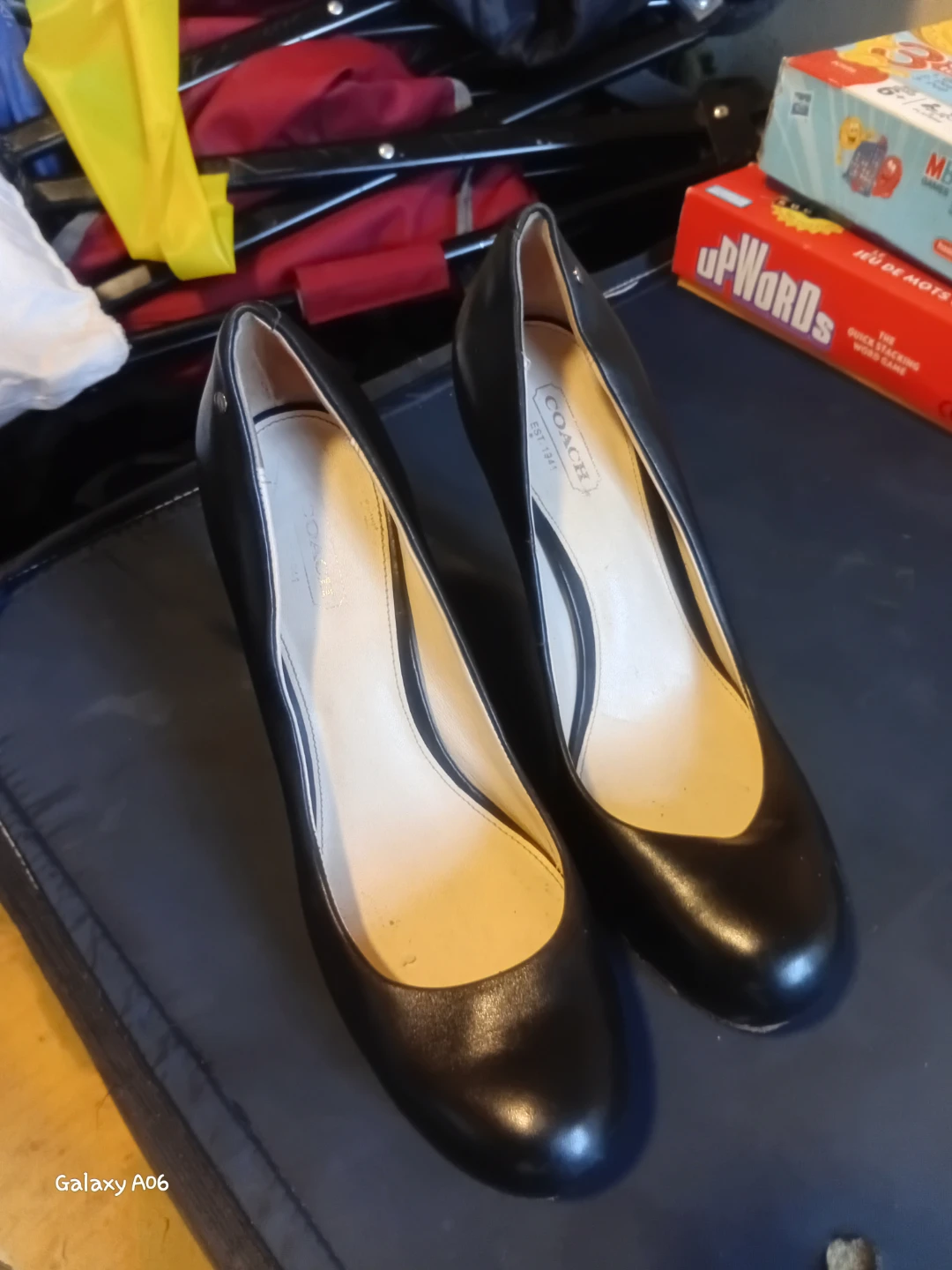 Coach Black Leather Heels - photo 2