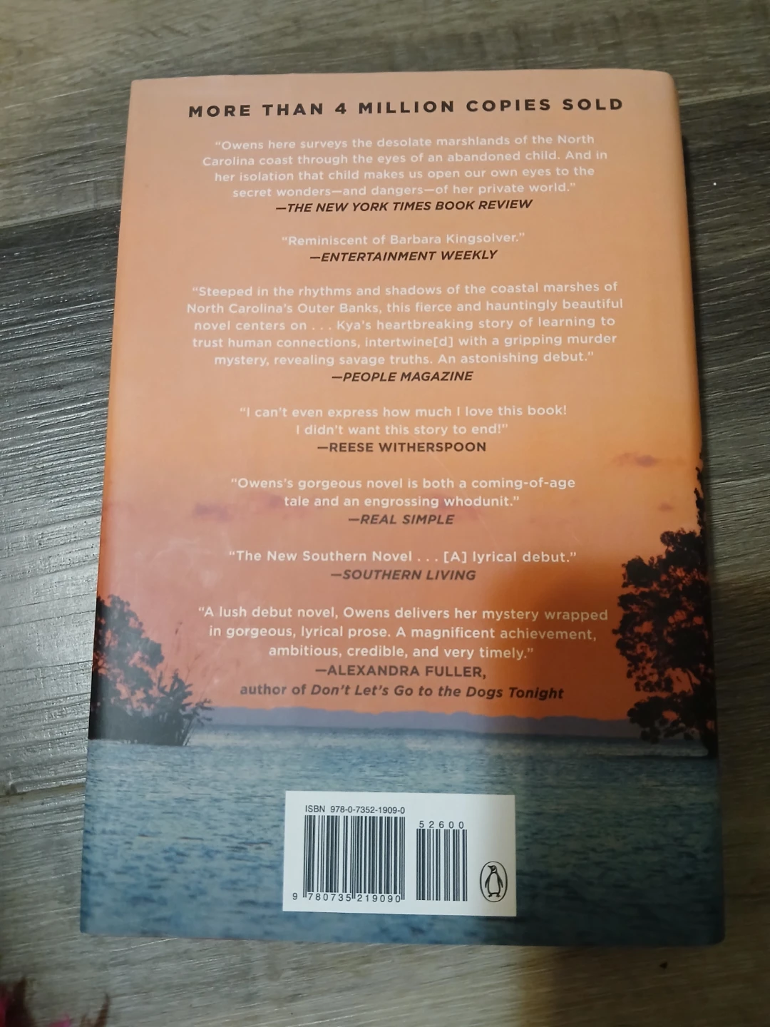 Where the Crawdads Sing by Delia Owens - Hardcover Novel - photo 2