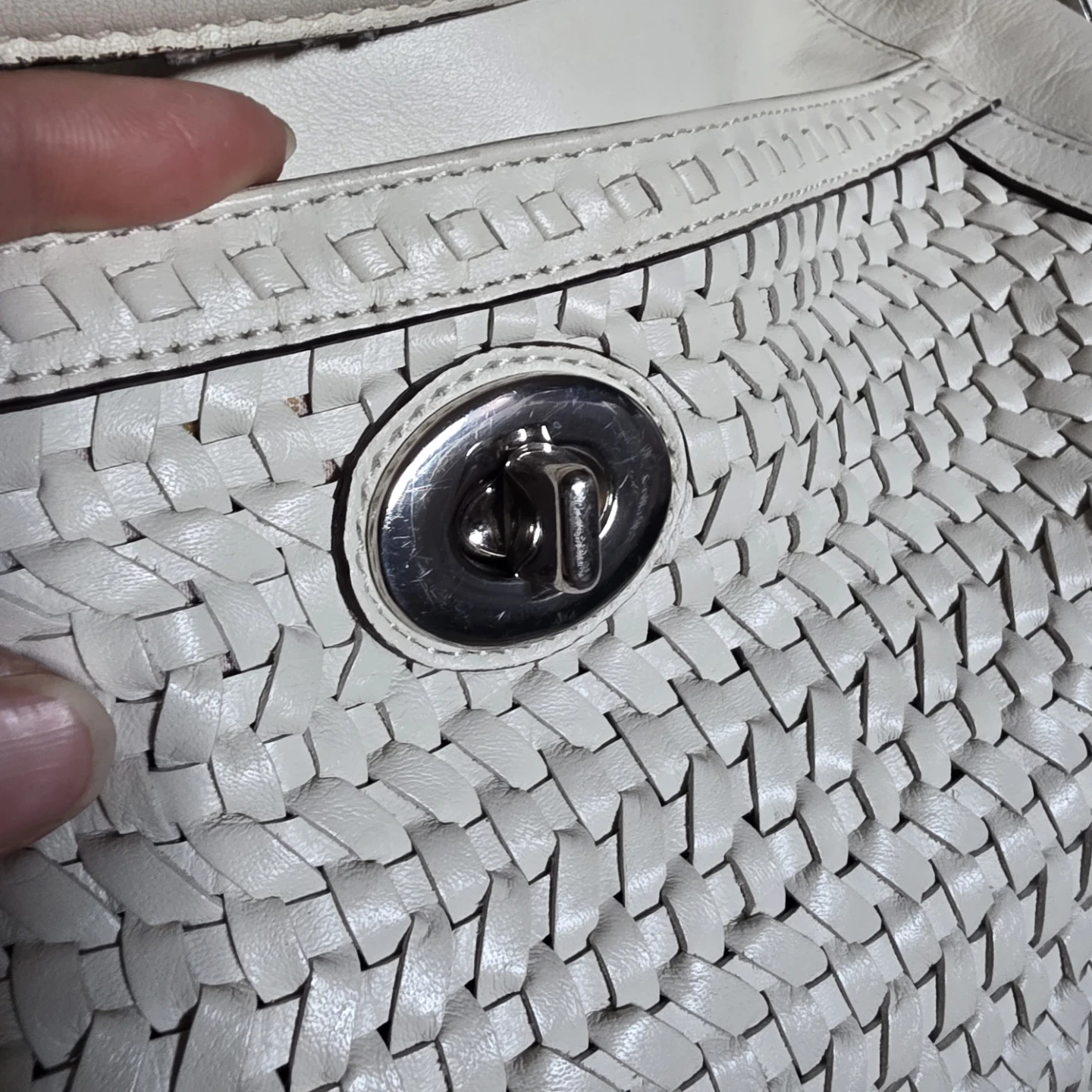 Vintage Coach Cream Leather Woven Hobo Bag - photo 3