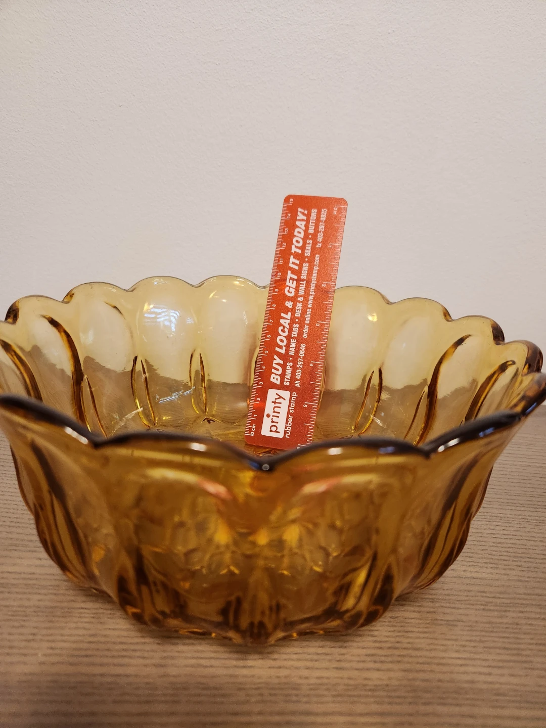 Amber Glass Serving Bowl - photo 3