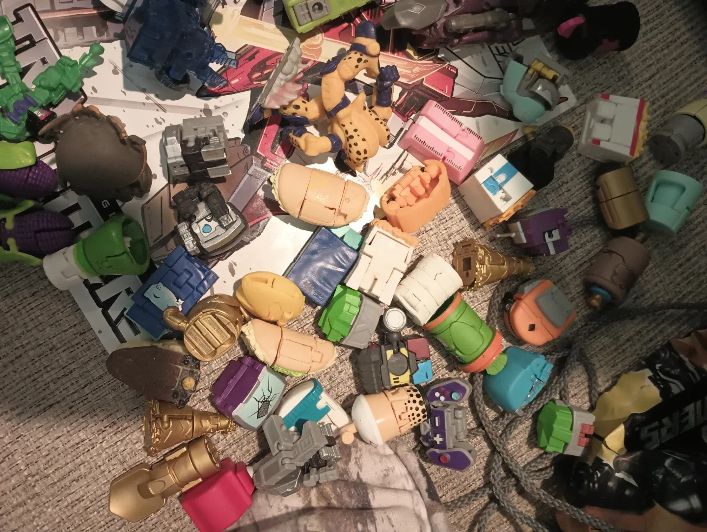 Lot of Transformers Action Figures - photo 5