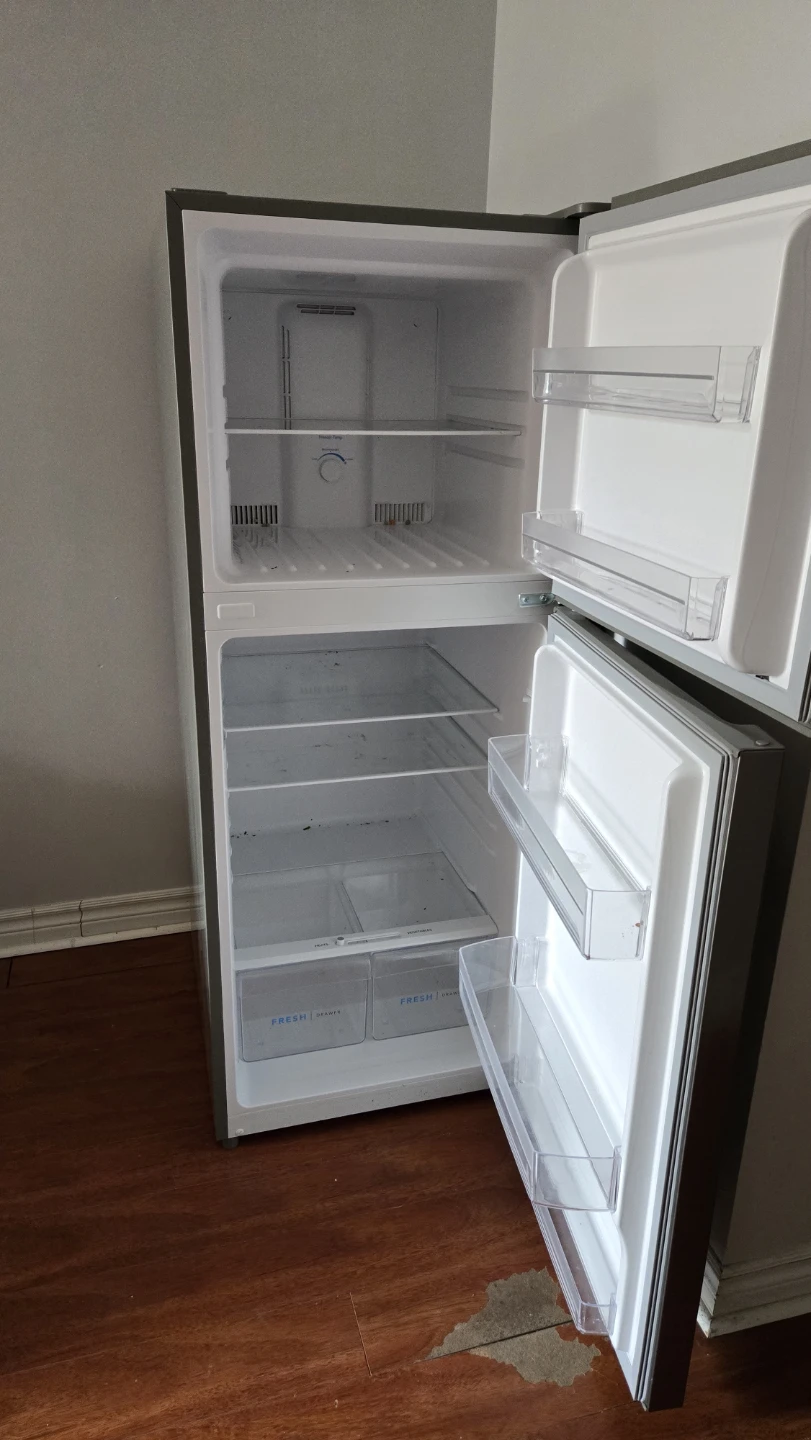 Frigidaire Refrigerator- Pickup only(Reduced price) - photo 2