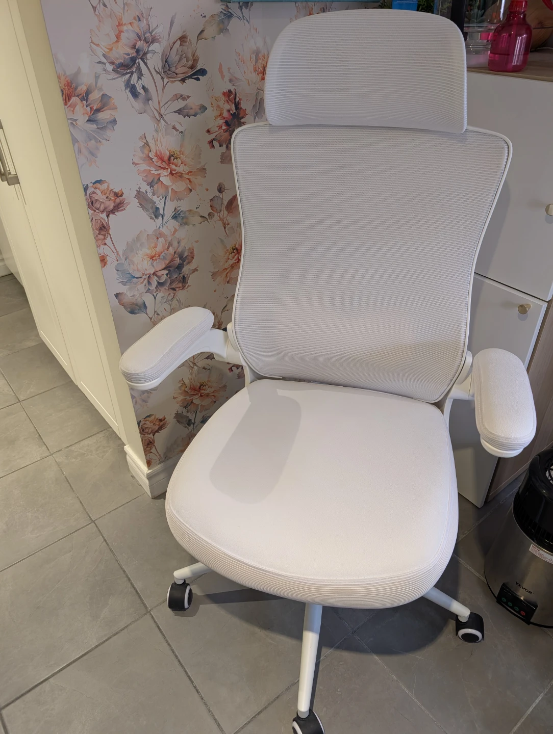 White Ergonomic Office Chair with Adjustable Lumbar Support