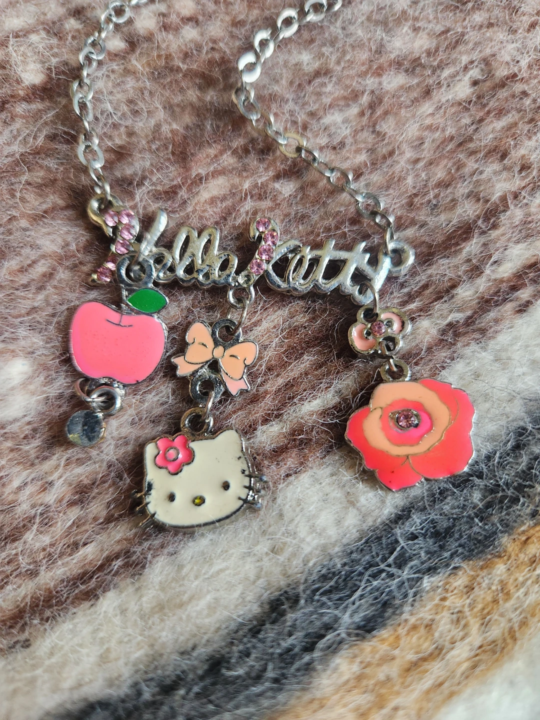 Hello Kitty Charm Necklace - photo 2