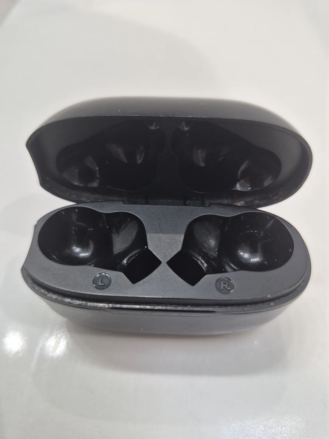 Monster iSport Wireless Bluetooth Earbuds - photo 4