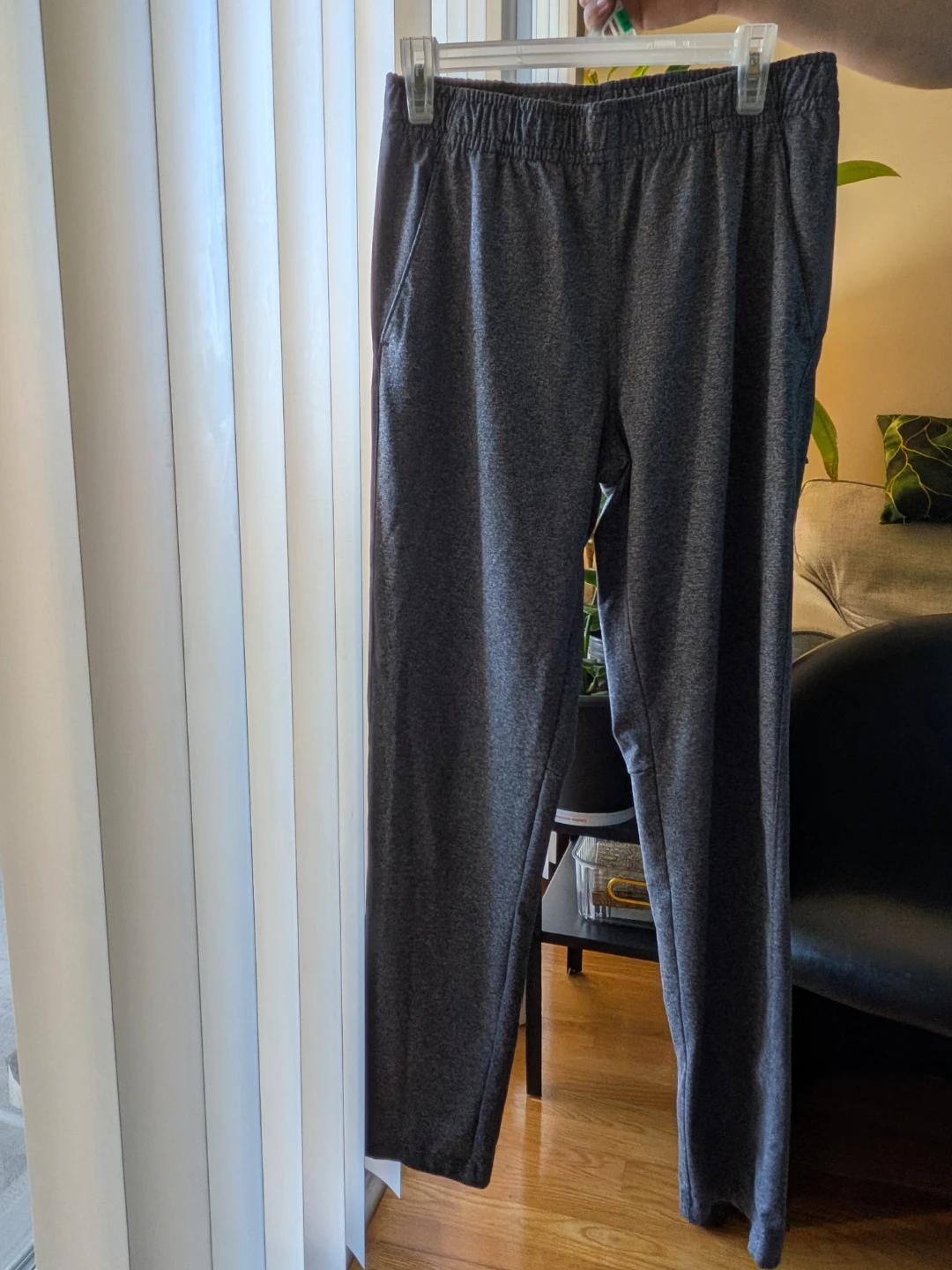 Pantalons de sport gris KARBON - photo 4