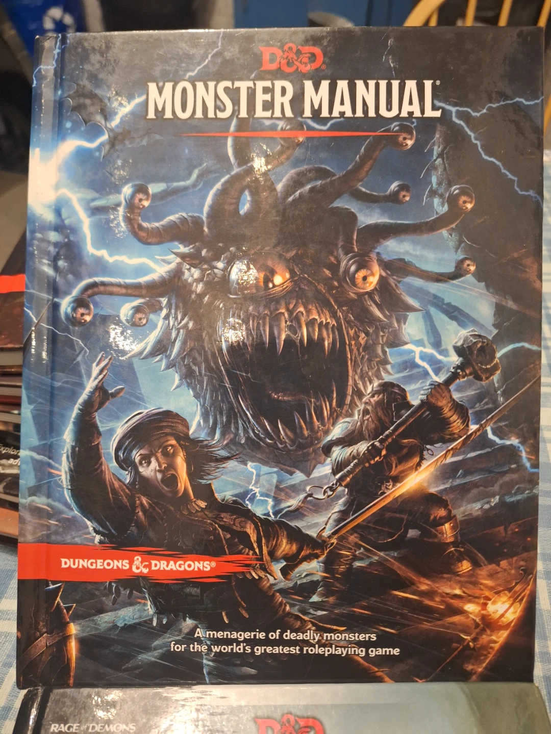 Dungeons & Dragons Monster Manual (5th Edition)