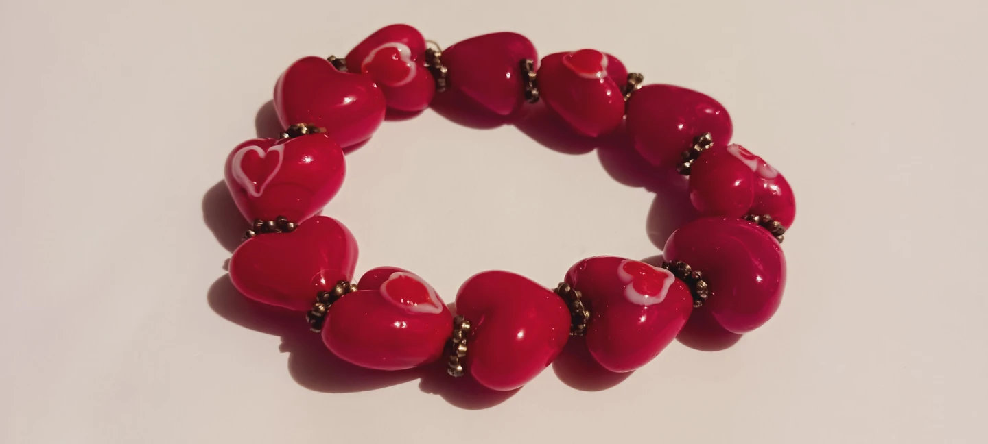 Handblown Glass Heart ❤️ Shaped Beaded Stretch Bracelet - photo 2