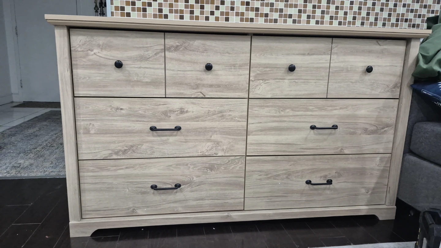 Lilola Home Elara 57"W Light Oak Finish 6-Drawer Dresser - photo 2