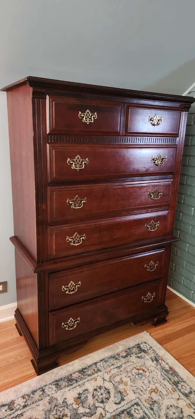 Stanley Furniture Cherry Wood Tall Dresser / Chest of Drawers - photo 3