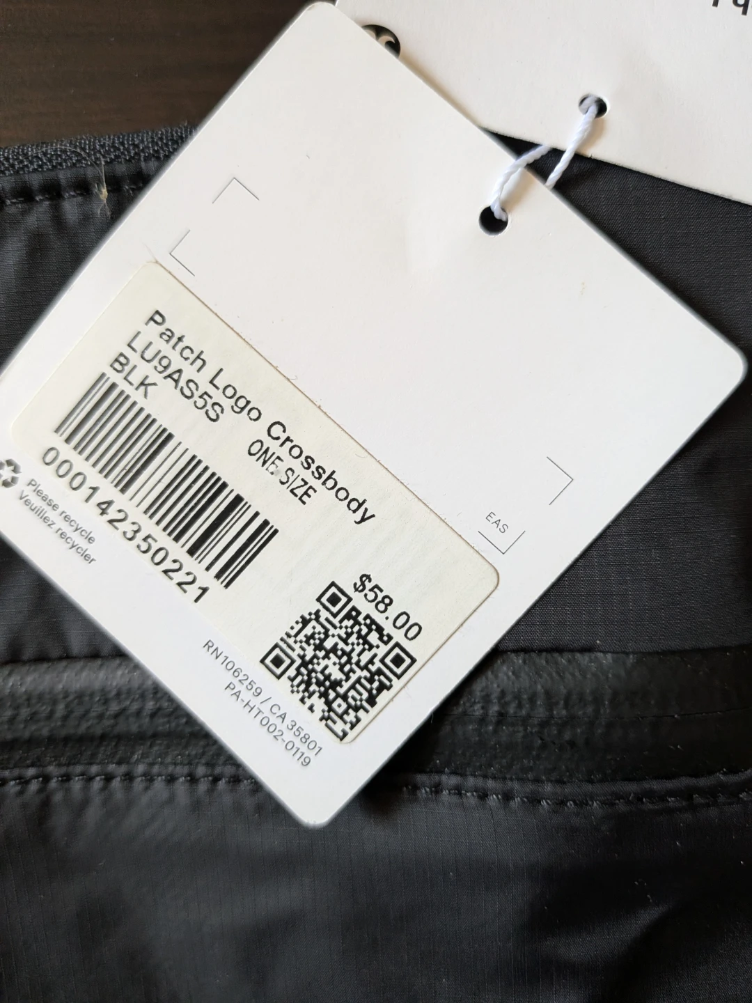 BNWT Lululemon Crossbody Bag - photo 2