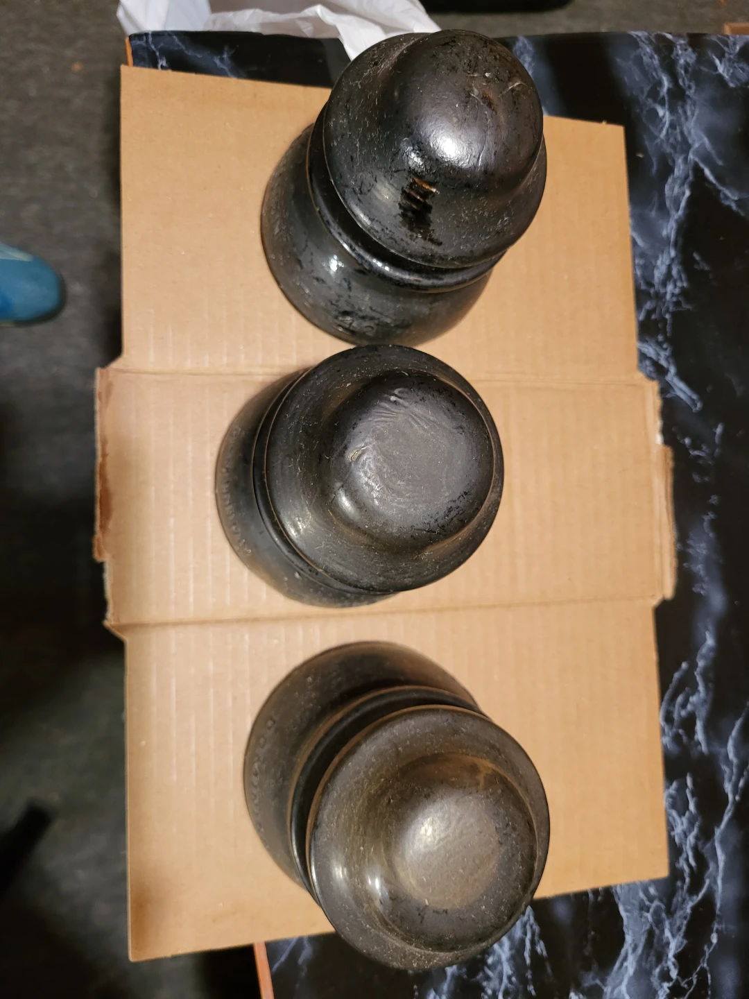 Set of 3 Vintage Dominion Glass Insulators - photo 2