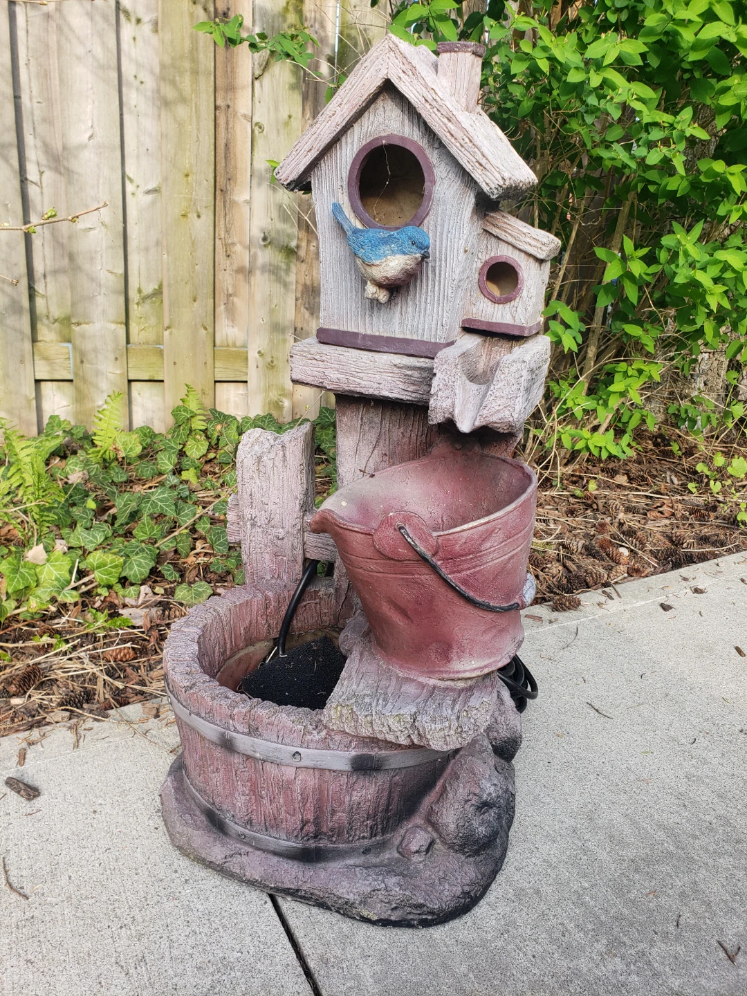 Garden Birdhouse Water Fountain