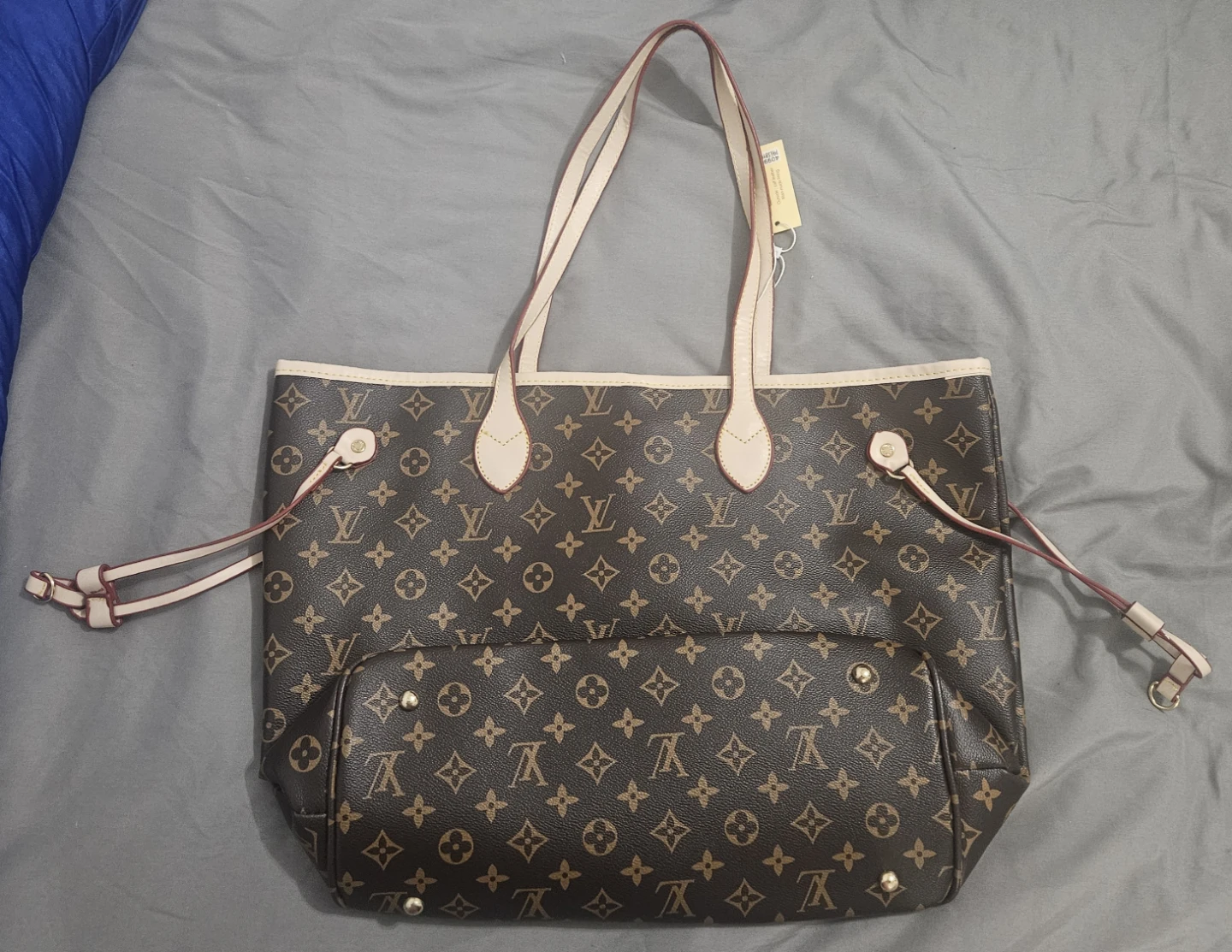 Louis Vuitton Neverfull MM Monogram Canvas Tote Bag - photo 2