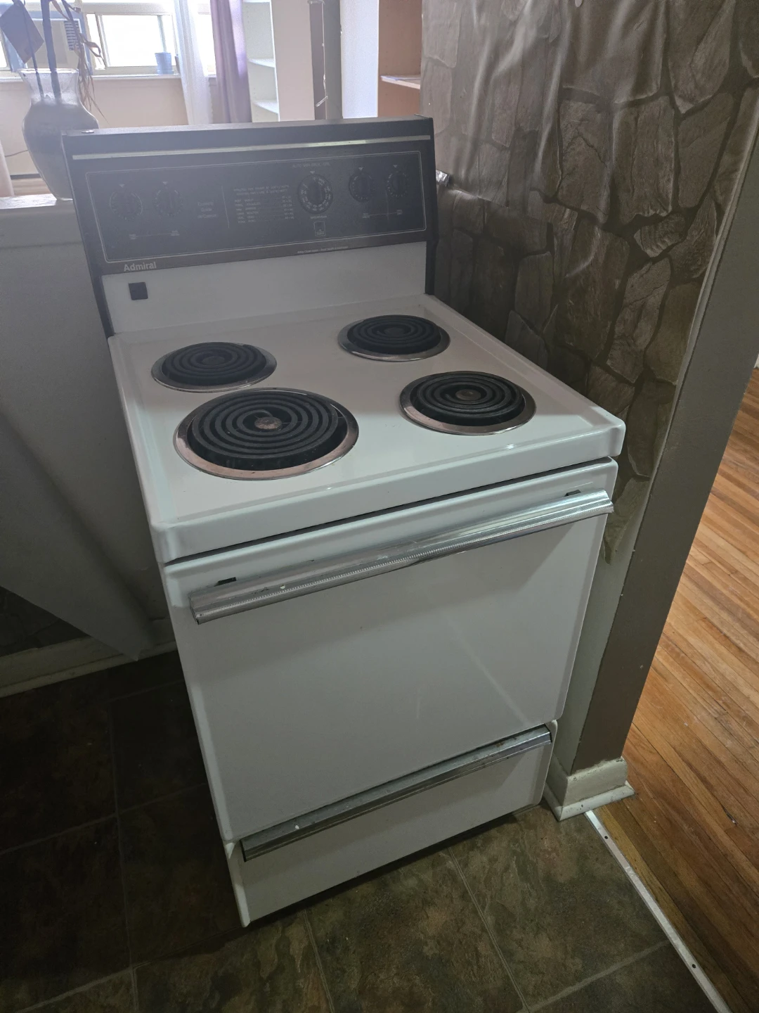 Admiral White Electric Stove Top with 4 Burners
