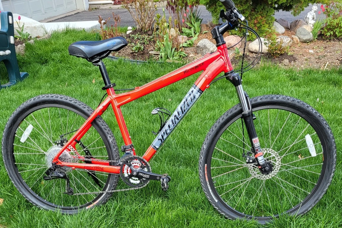 Specialized Rockhopper Bike