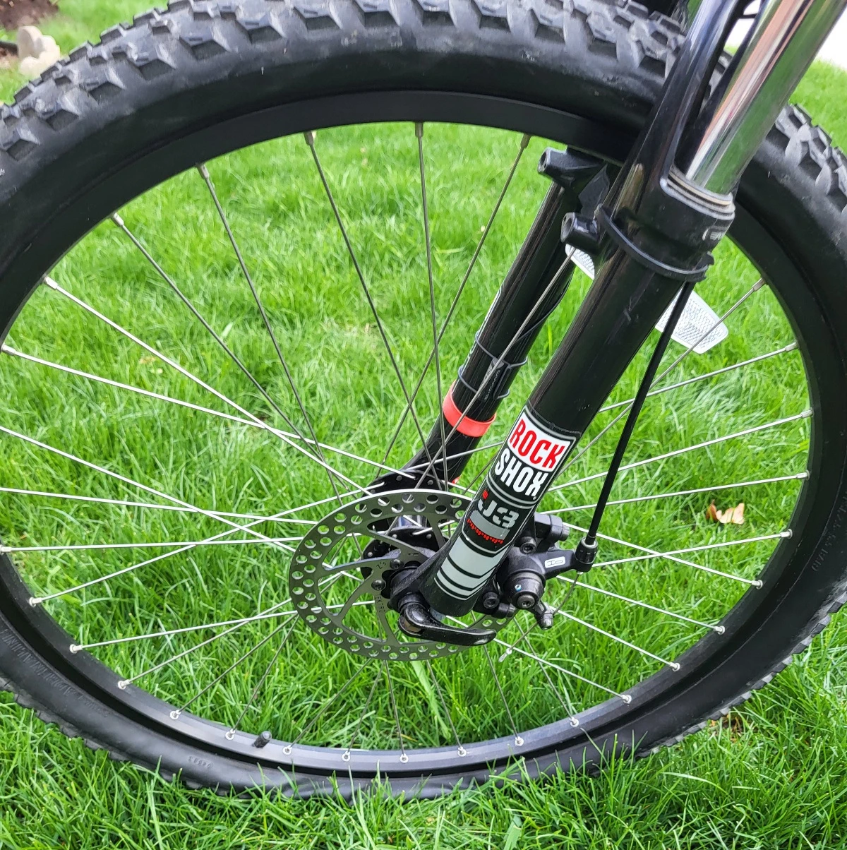 Specialized Rockhopper Bike - photo 3