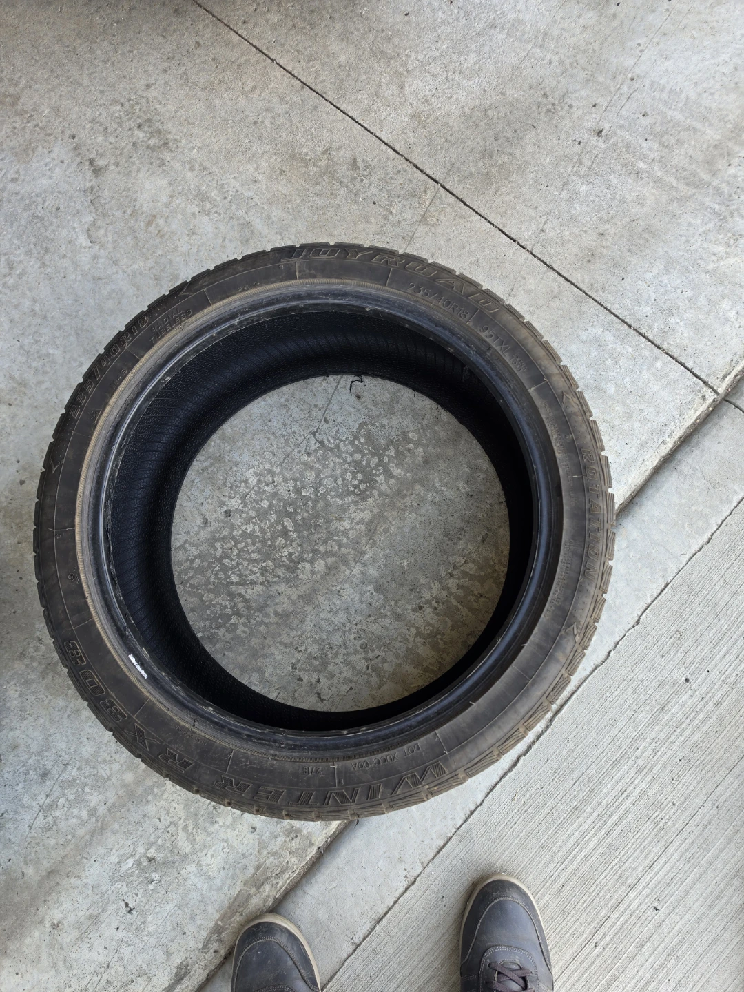 Wintermax Tire 235/40R18