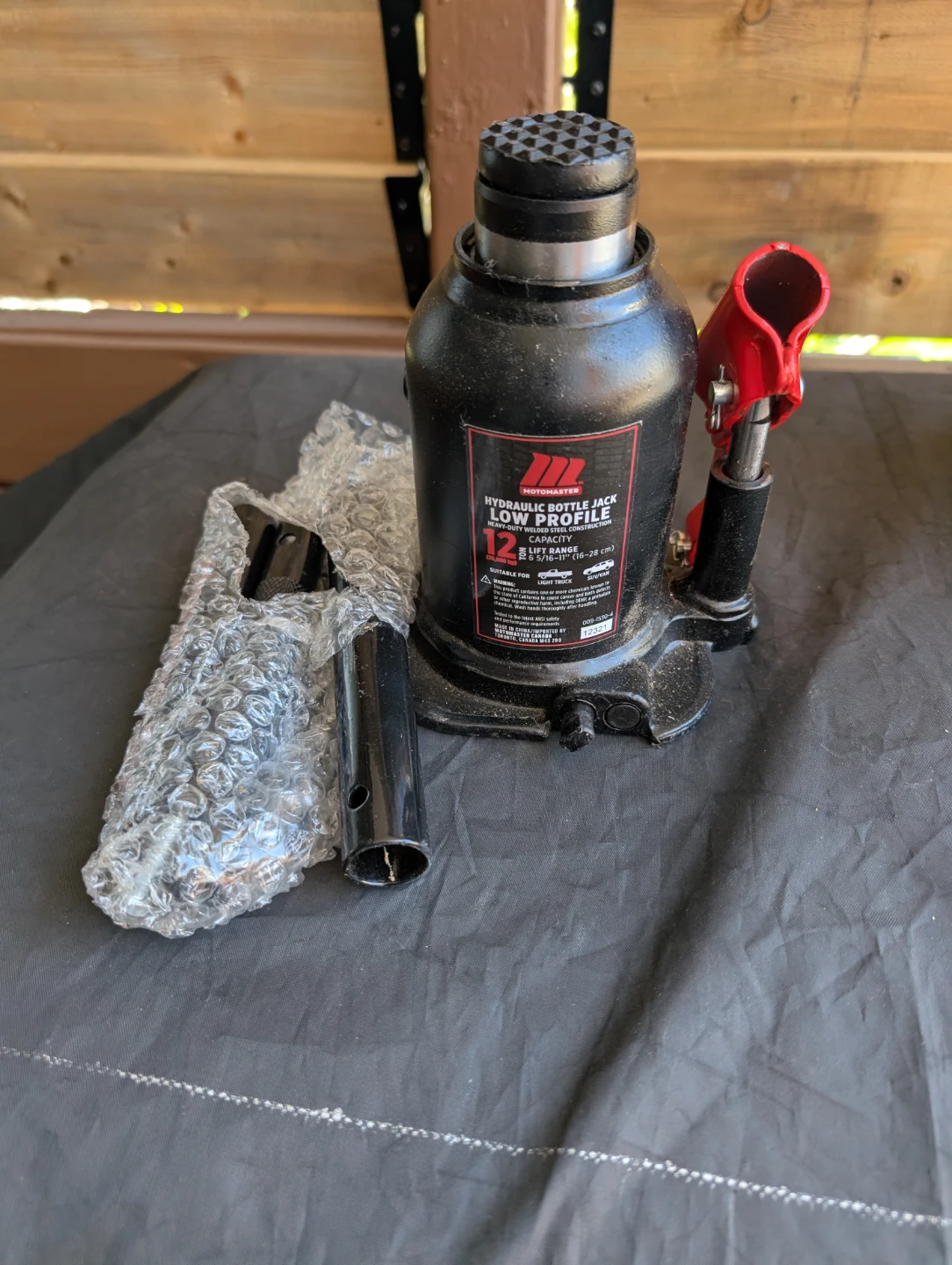 Motomaster Hydraulic Low Profile Bottle Jack - photo 2