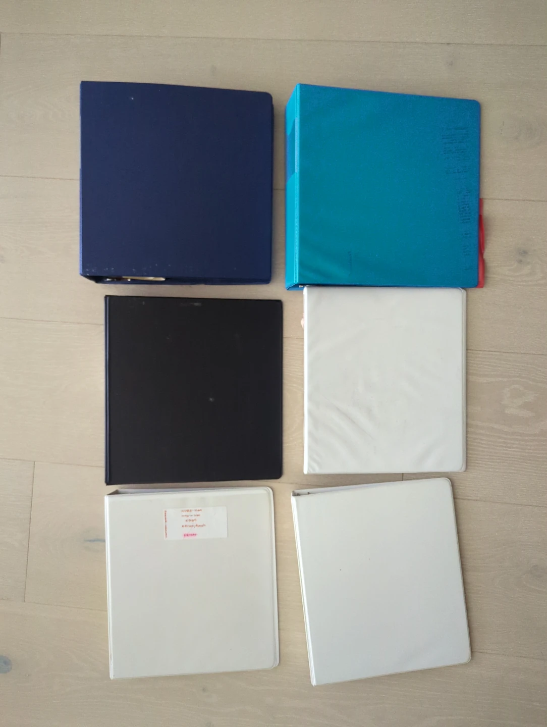 Free binders take all