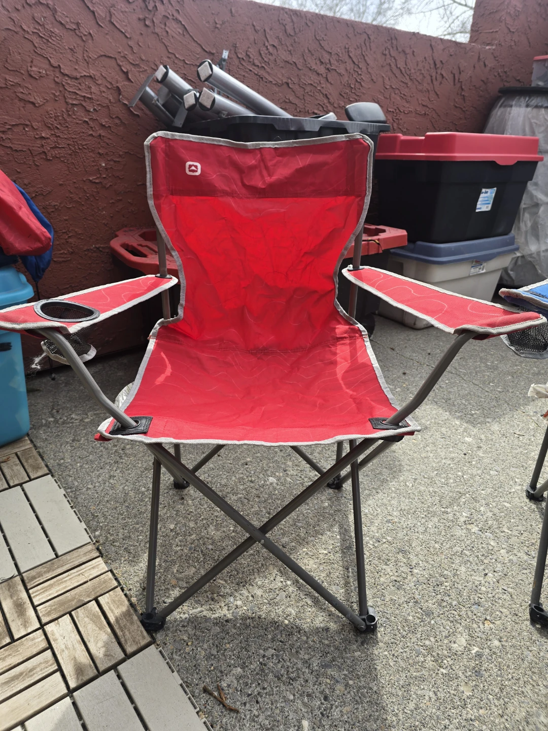 camping chairs and table - photo 2