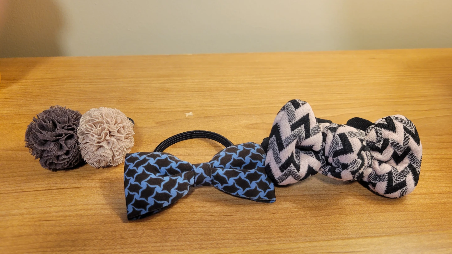 3 Hair Ties - Scrunchies with Bow and Flower Accents - photo 2
