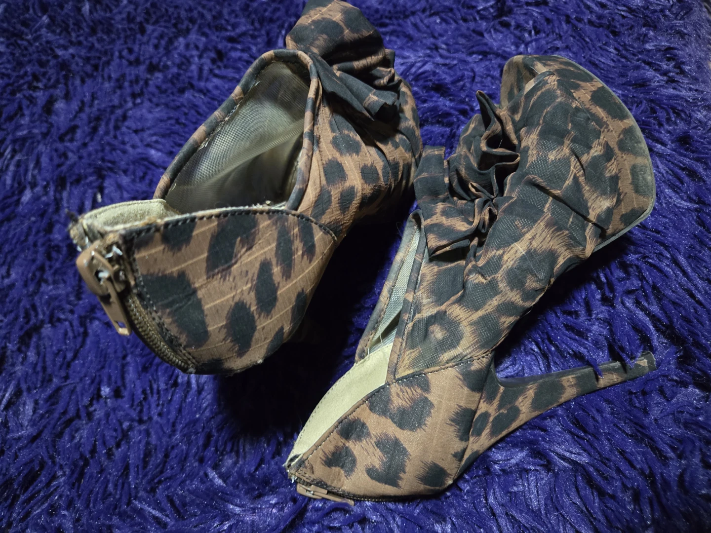 Nine West Leopard Print Ruffle Heels Size 7 - photo 3
