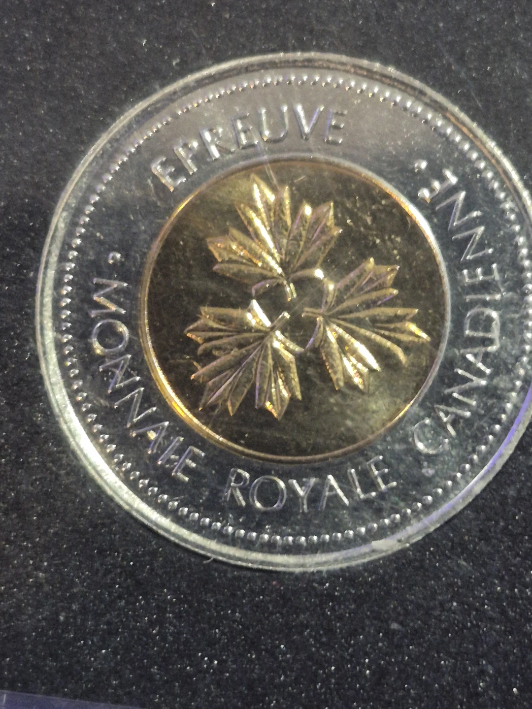 Royal Canadian Mint Bi-metallic Test Token - photo 3