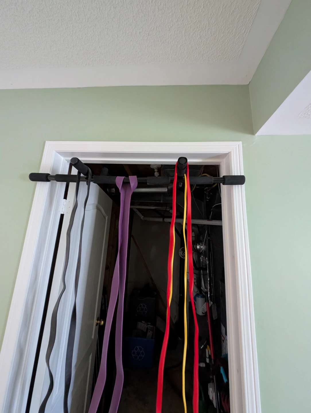 Multi-Grip Pull-Up Bar & 4 Resistance Bands Set