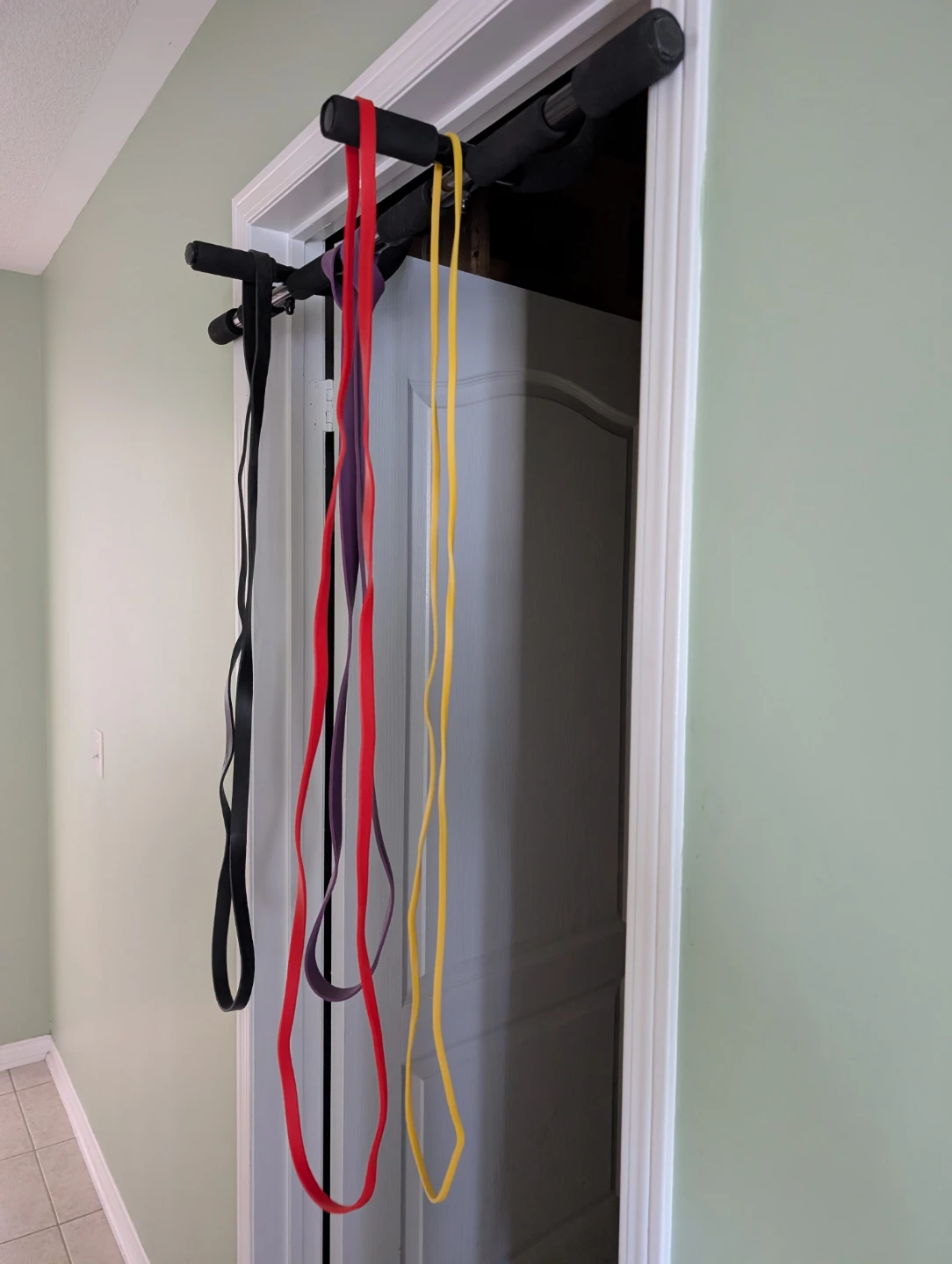 Multi-Grip Pull-Up Bar & 4 Resistance Bands Set - photo 2
