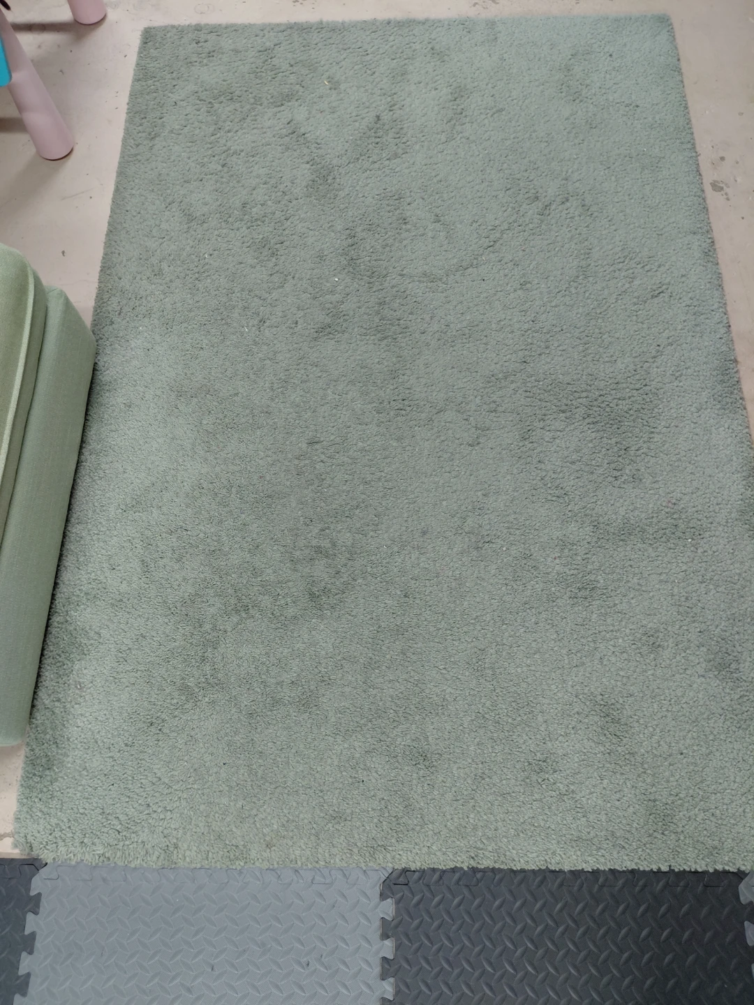 Light Green Shag Rug