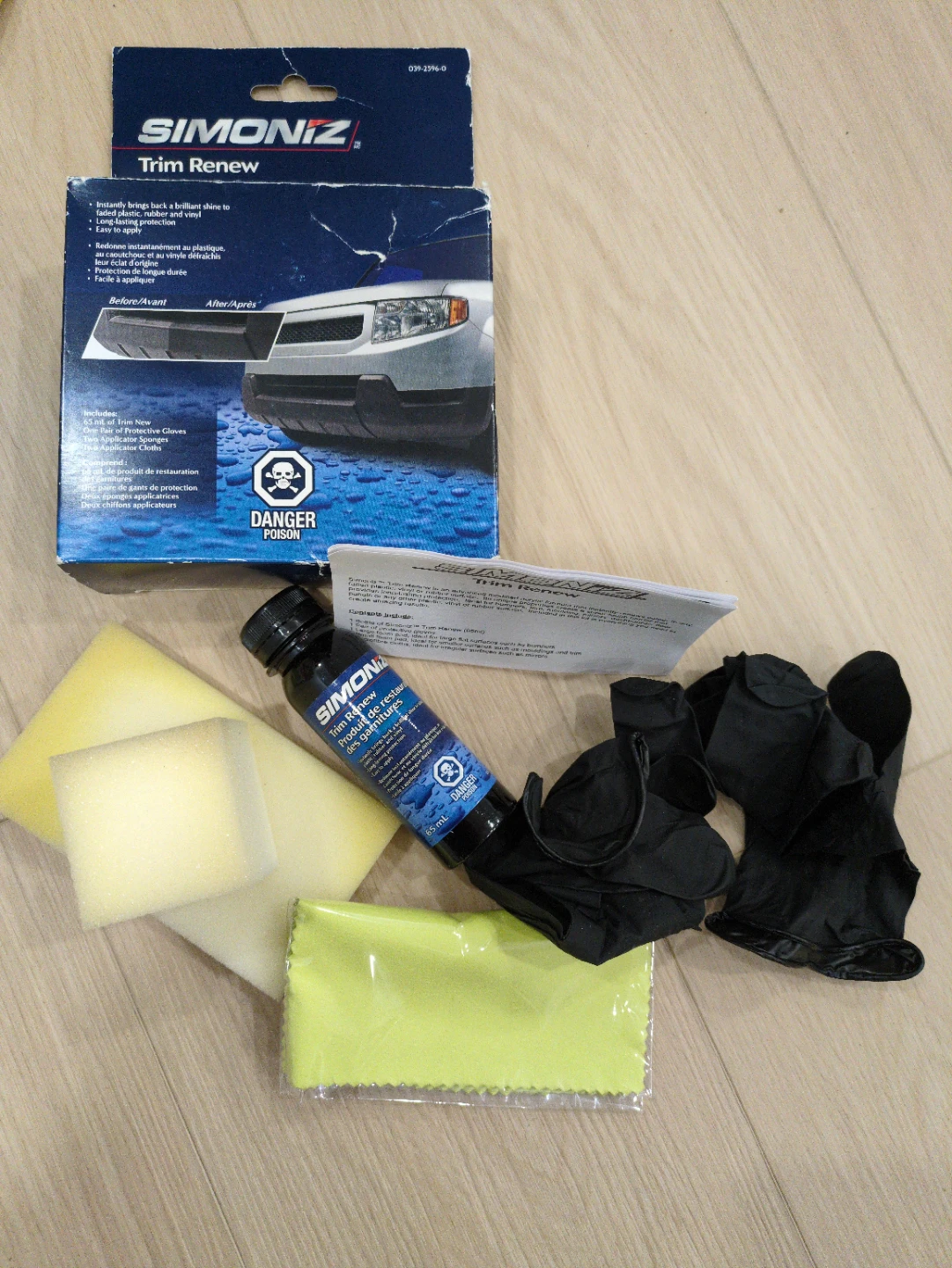 NIB: Simoniz Trim Renew Kit - Plastic & Vinyl Restorer