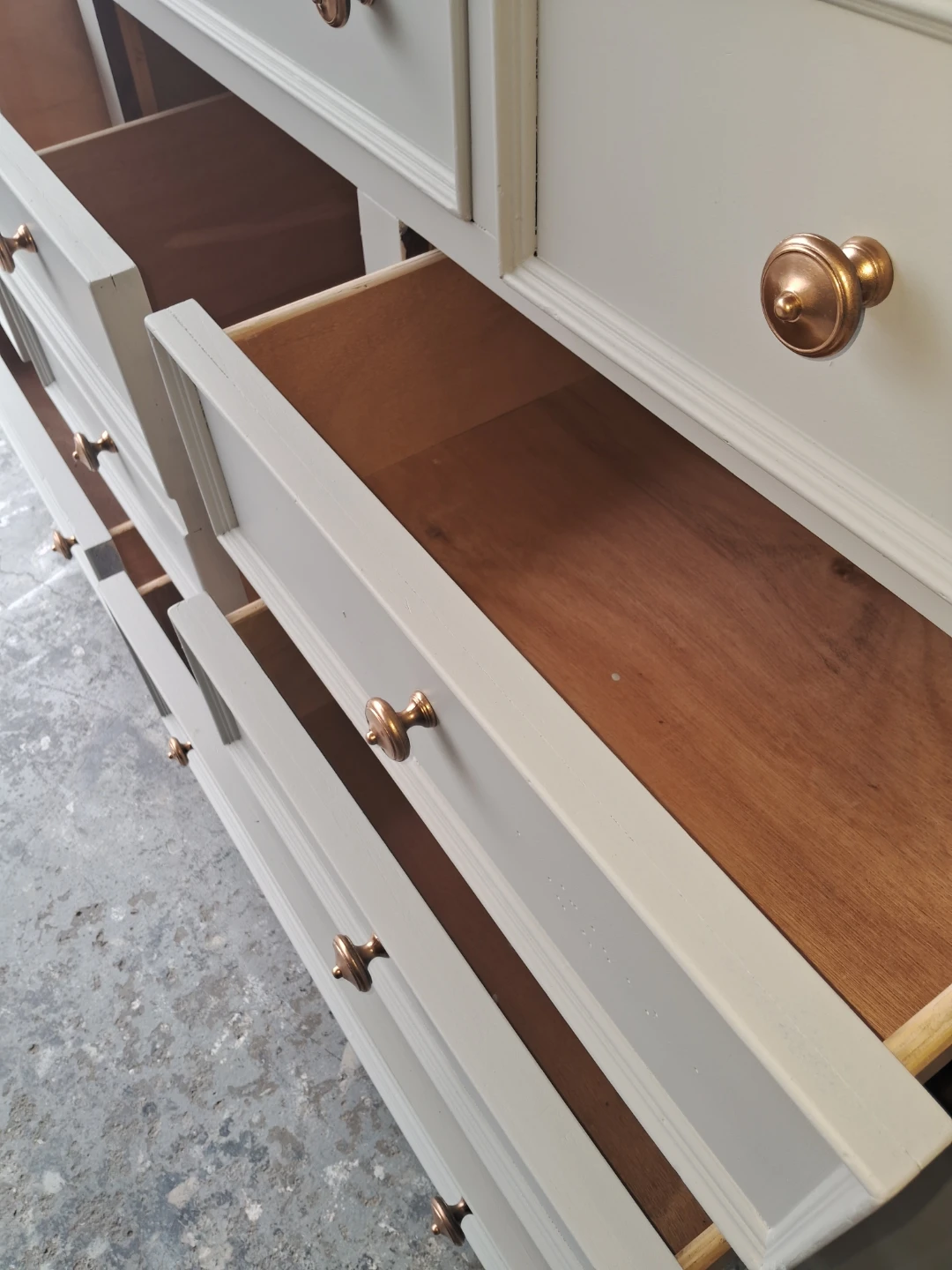 Grey Dresser .solid wood. - photo 4