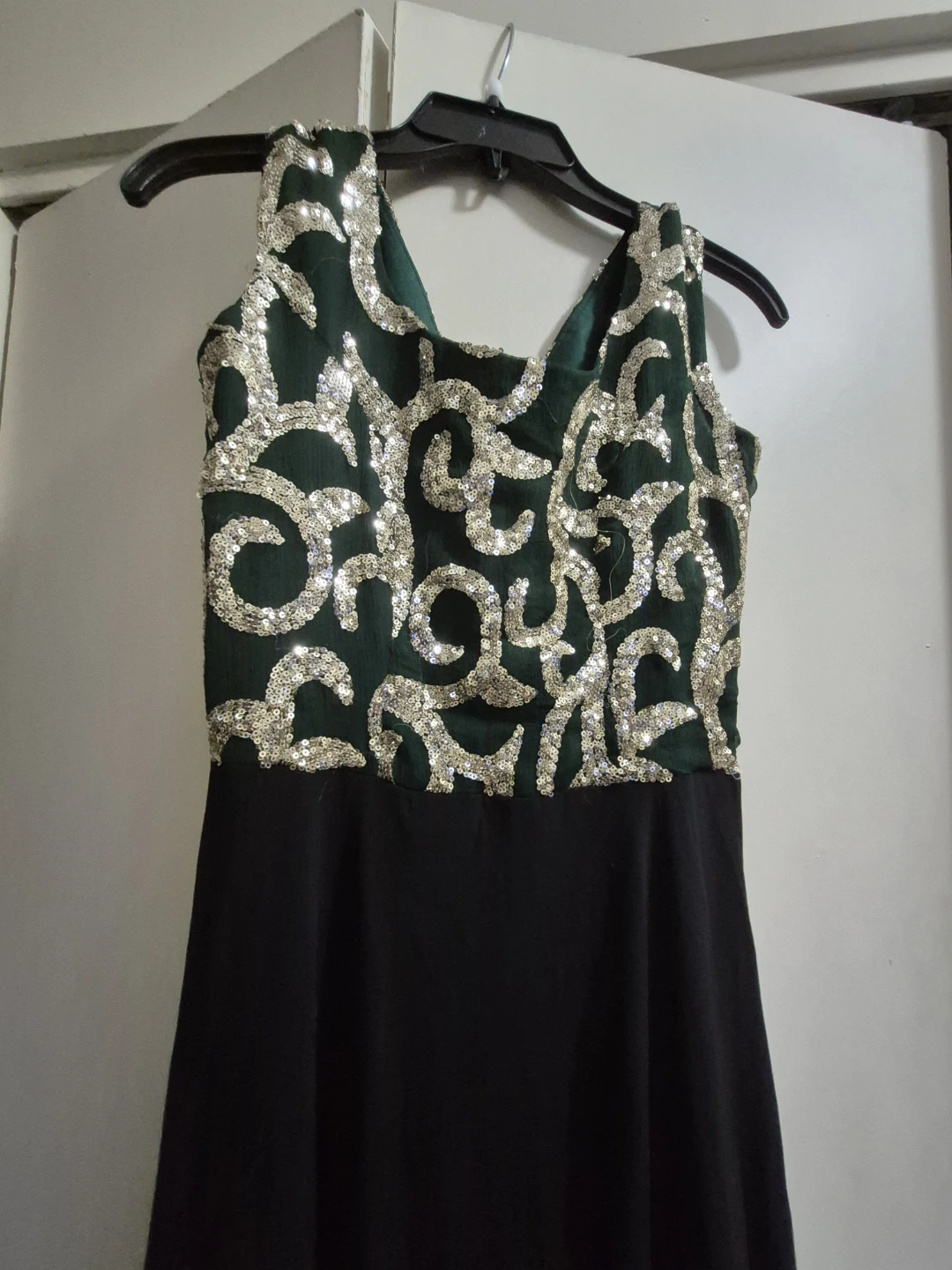 Green Gold Embroidered Sleeveless Dress