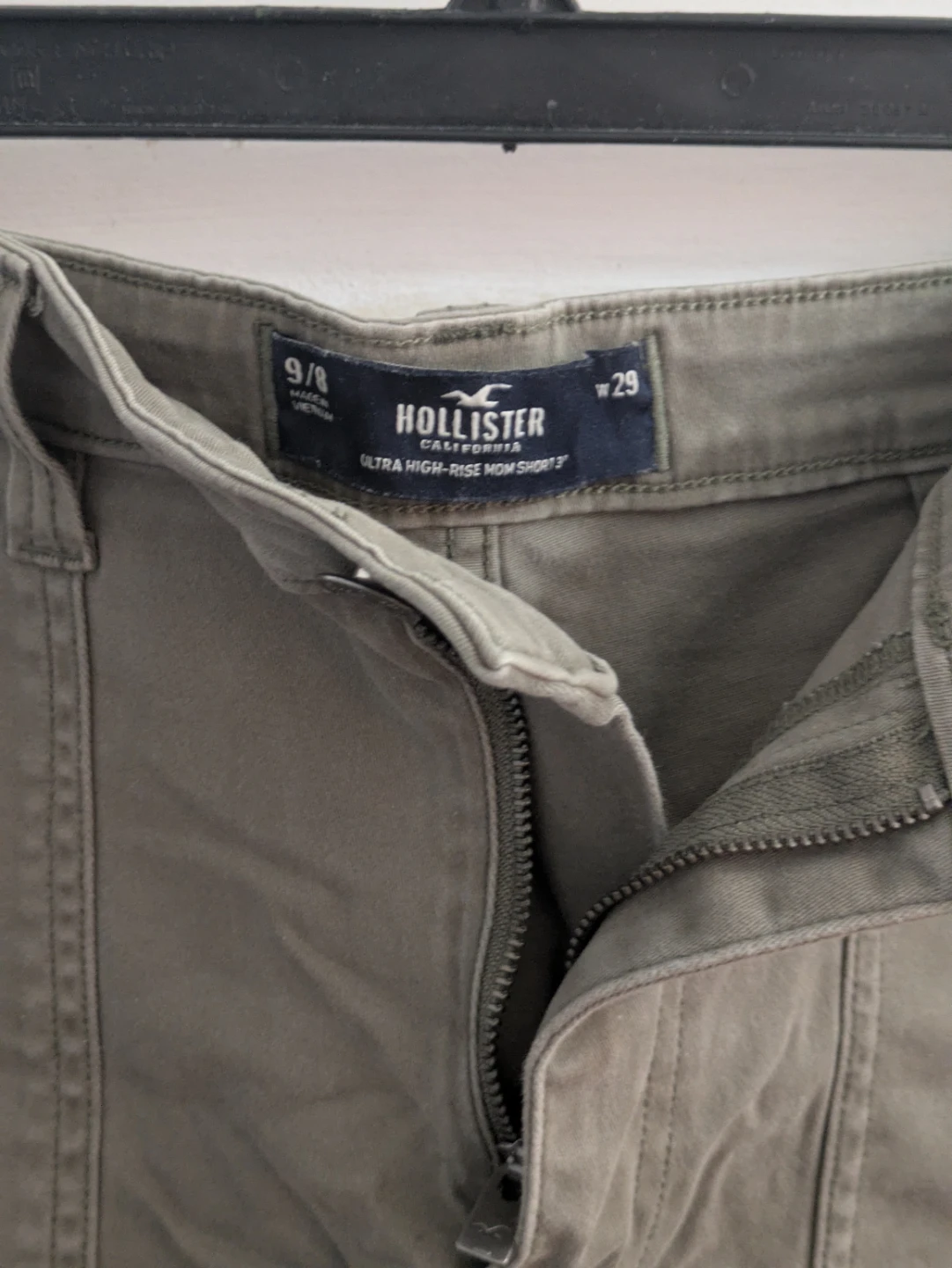 Hollister Ultra High-Rise Mom Shorts - 9/8, W29