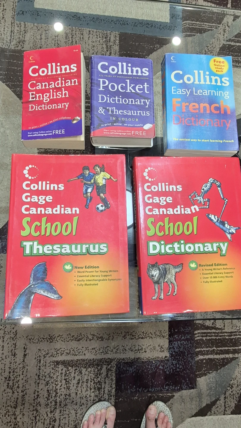 Collins Canadian School Dictionary - photo 2