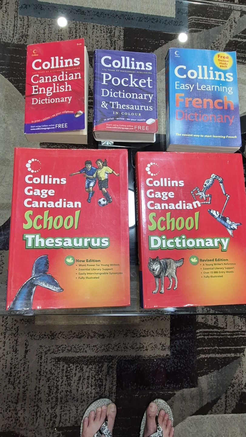 Collins Canadian School Dictionary - photo 3