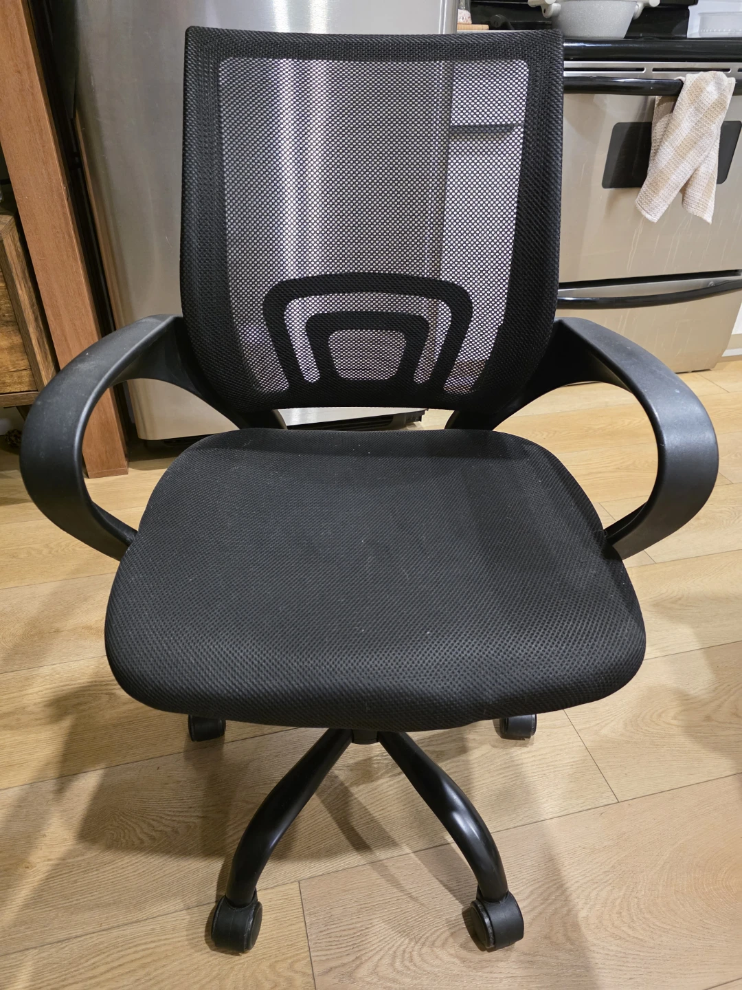 Black Mesh Office Chair with Wheels - photo 2