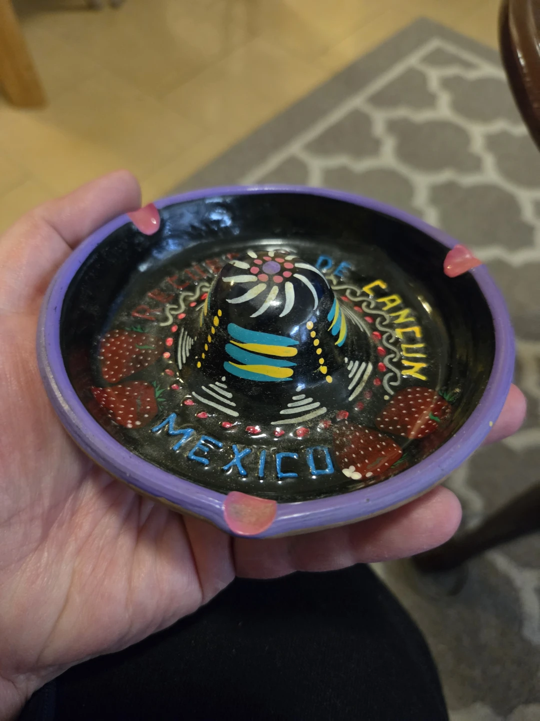 Souvenir Ashtray from Cancun Mexico - photo 2