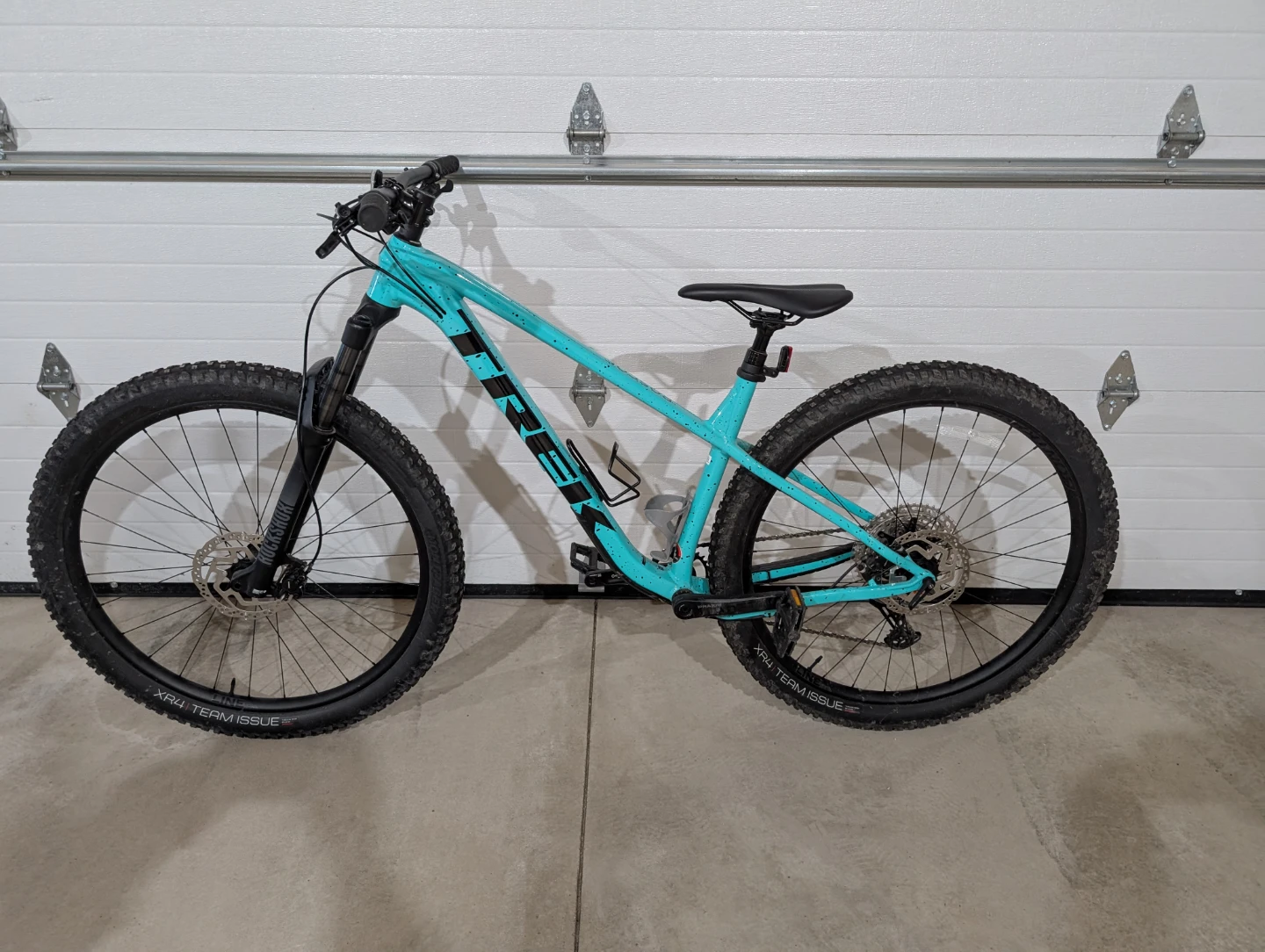 Trek Roscoe 7 Mountain Bike
